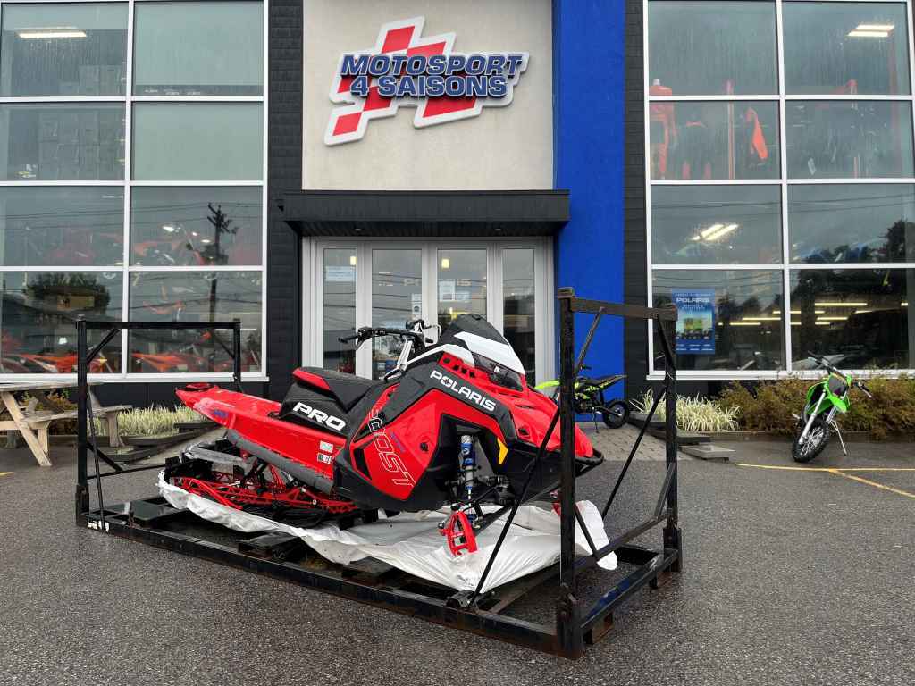 Motoneige Polaris PRO RMK 165 SLASH BOOST 2023 à vendre