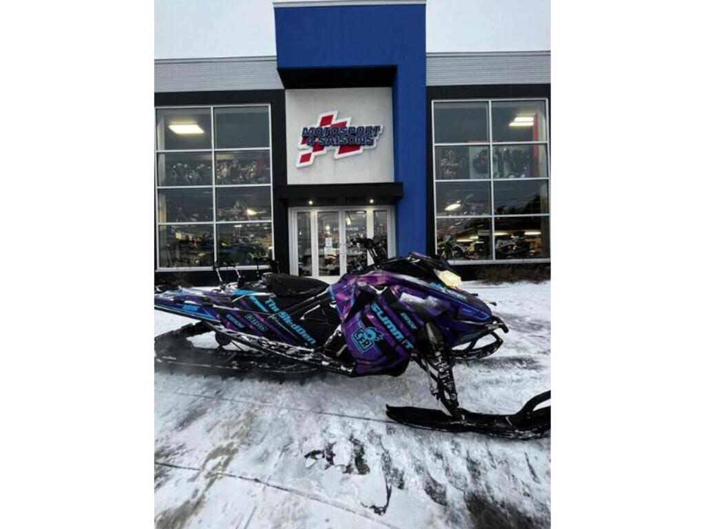 Snowmobile Bombardier  2018 à vendre