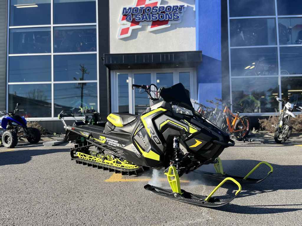 Snowmobile Polaris  2018 à vendre