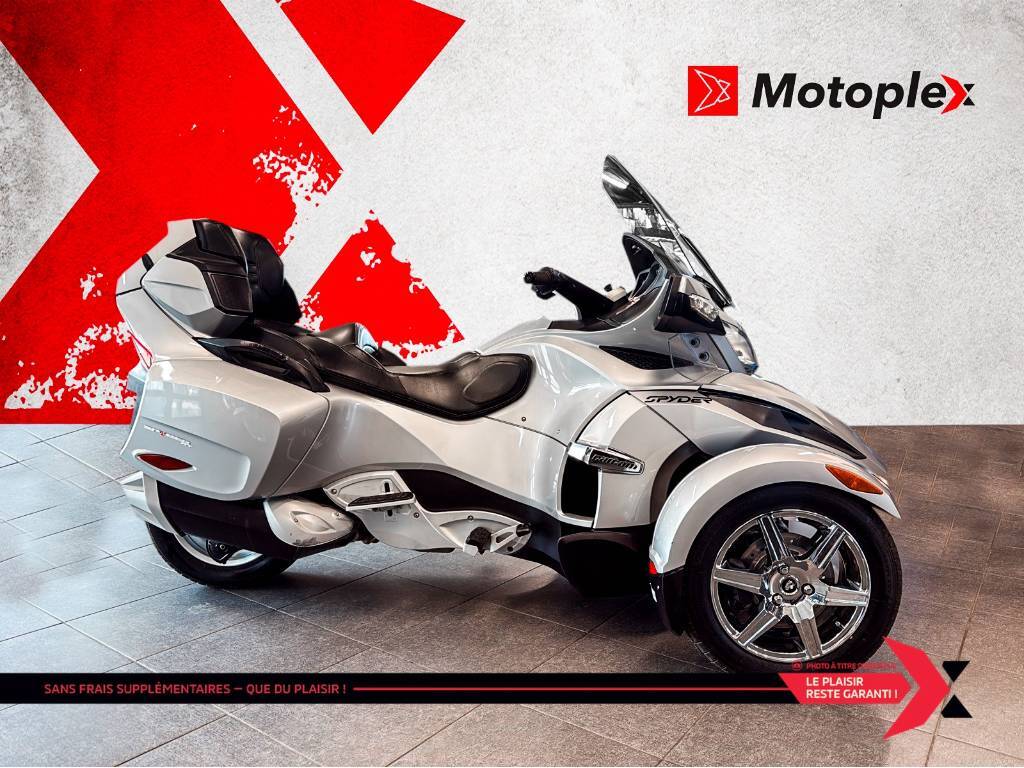 Moto 3 roues Can-Am Spyder RT 2010 à vendre