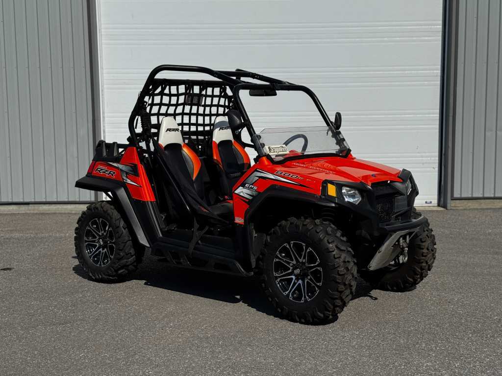 VTT Côte-à-côte Polaris Ranger RZR 2011 à vendre