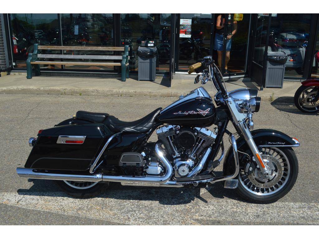 Moto tourisme Harley-Davidson  2013 à vendre