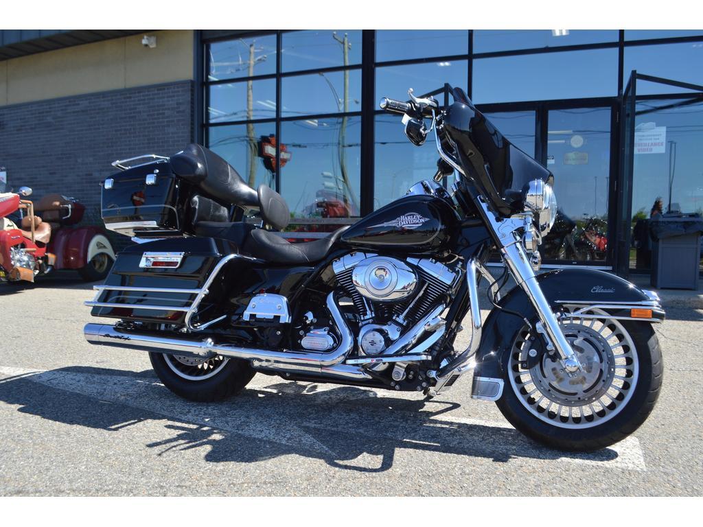 Moto tourisme Harley-Davidson  2013 à vendre