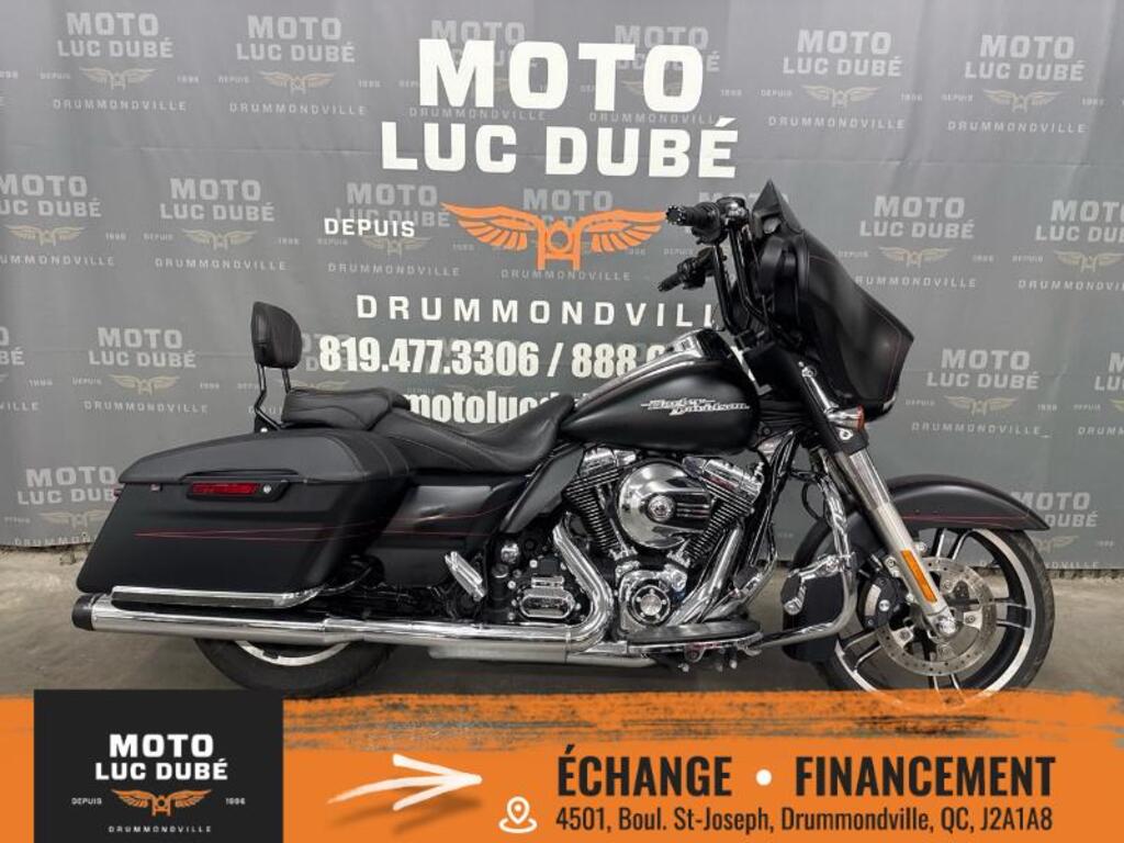 Moto routière/cruiser Harley-Davidson 2015 à vendre
