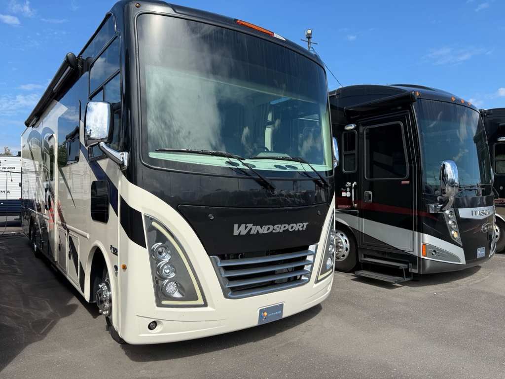VR Classe A Thor Motor Coach 2023 à vendre