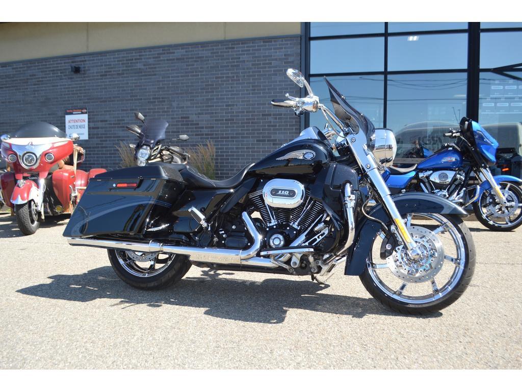 Moto tourisme Harley-Davidson 2013 à vendre