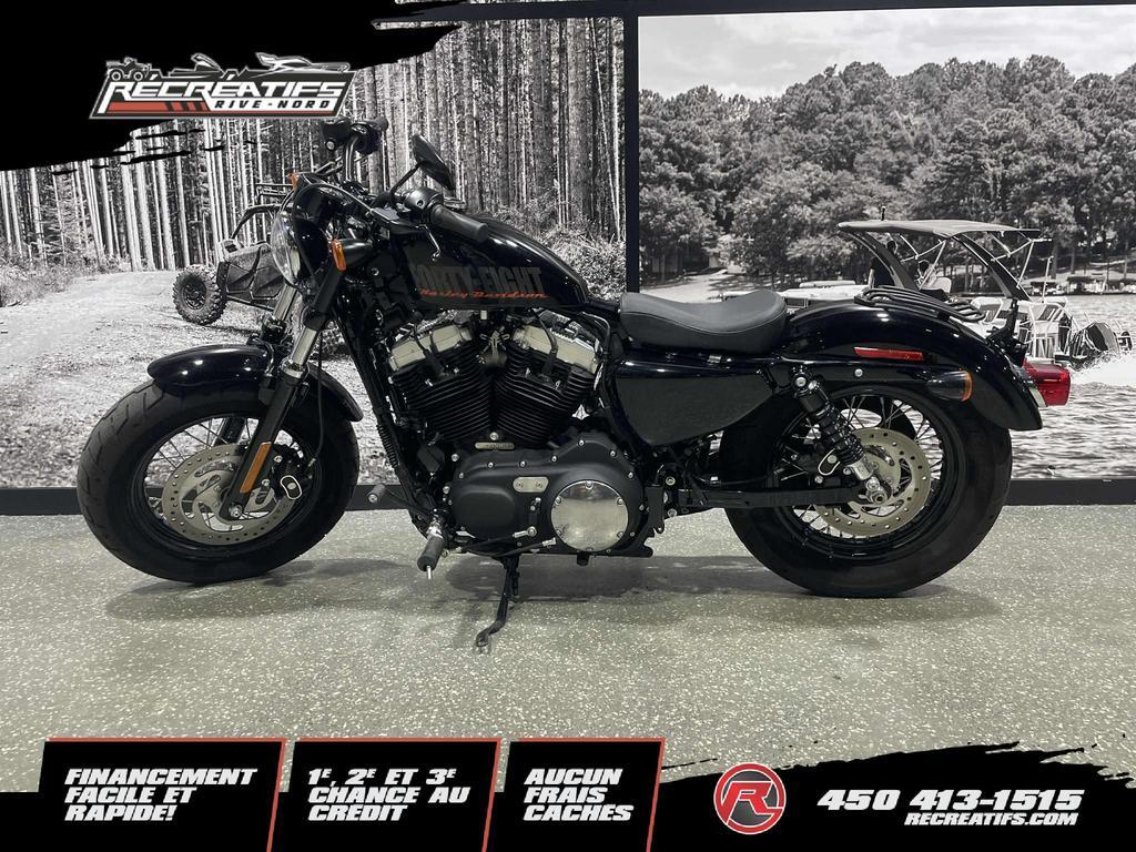 Moto routière/cruiser Harley-Davidson 2015 à vendre