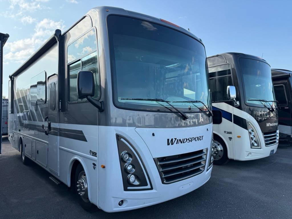 VR Classe A Thor Motor Coach 2025 à vendre