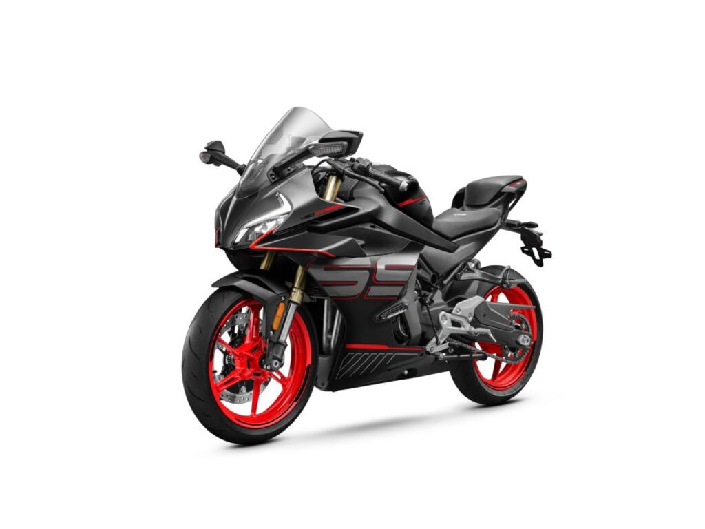 Moto routière/cruiser CFMOTO 2026 à vendre