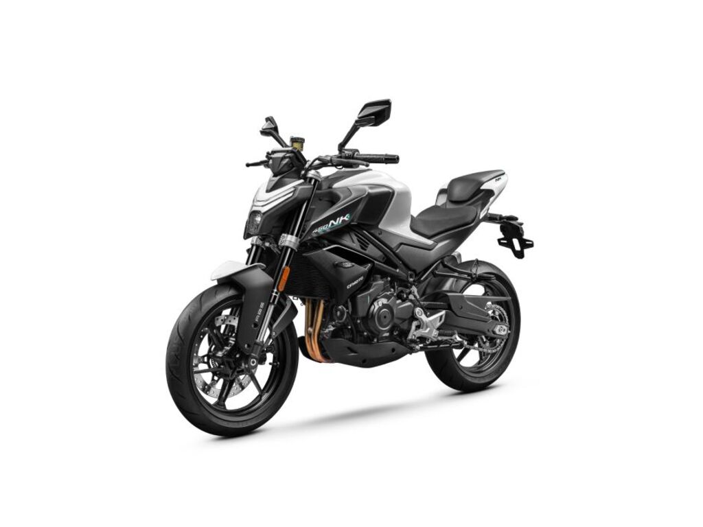 Moto routière/cruiser CFMOTO 2026 à vendre