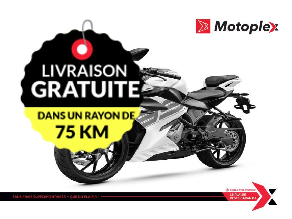 Moto routière/cruiser CFMOTO  2026 à vendre