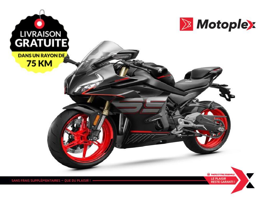 Moto routière/cruiser CFMOTO  2026 à vendre