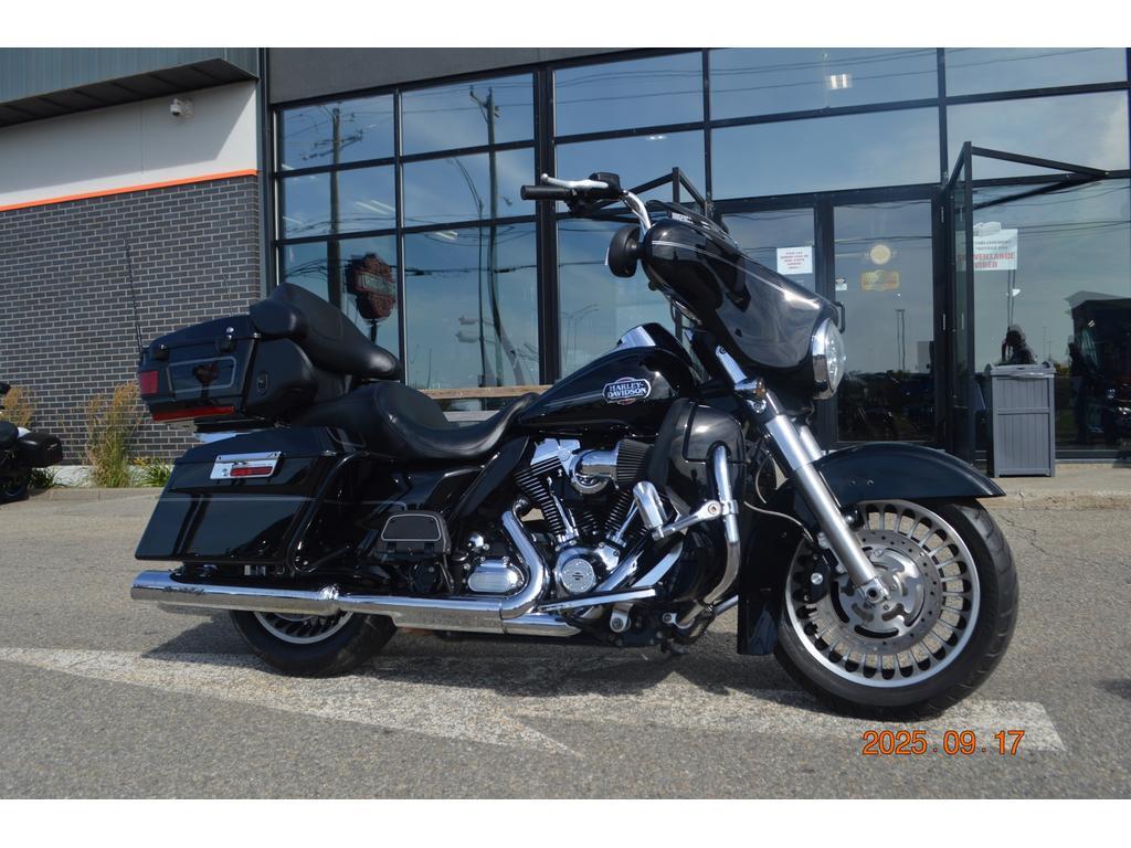 Moto tourisme Harley-Davidson 2012 à vendre