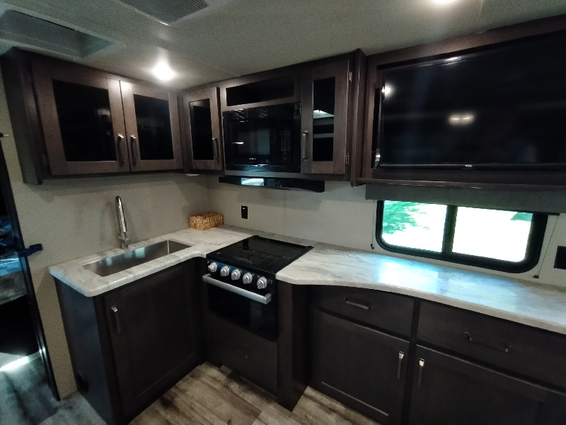 Roulotte Grand Design Transcend 221RB.XPLO 2023 à vendre