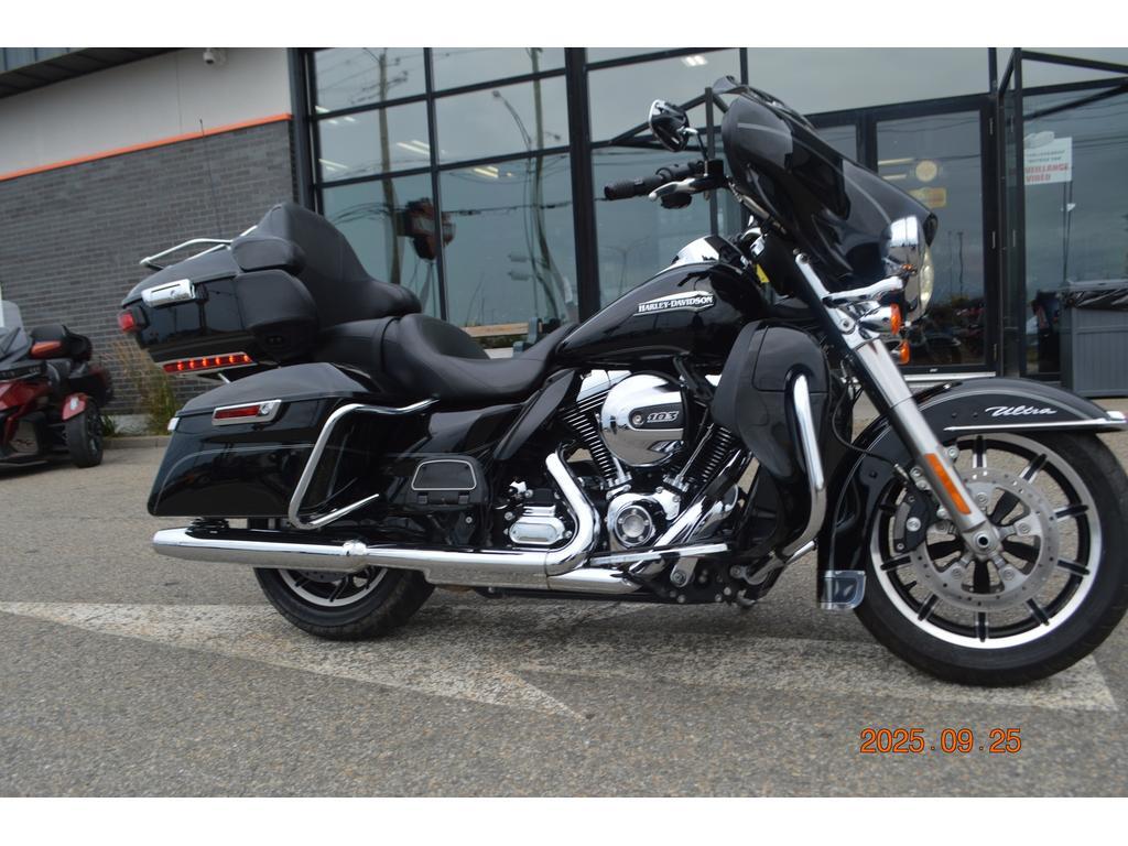 Moto tourisme Harley-Davidson 2014 à vendre