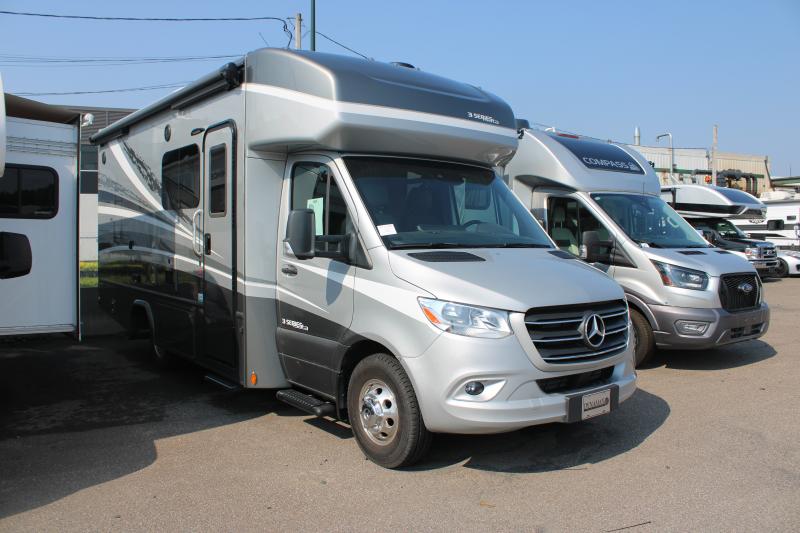 Class C Motorhome Dynamax  2024 à vendre