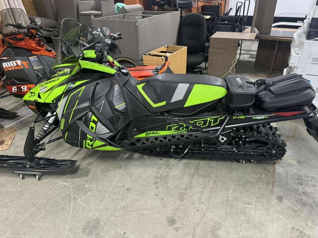 Motoneige Arctic Cat  2023 à vendre