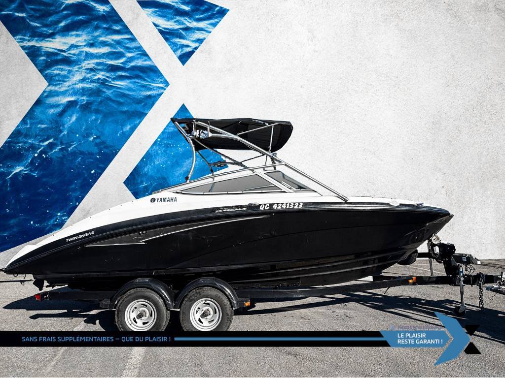 Bateau sport Yamaha 2013 à vendre
