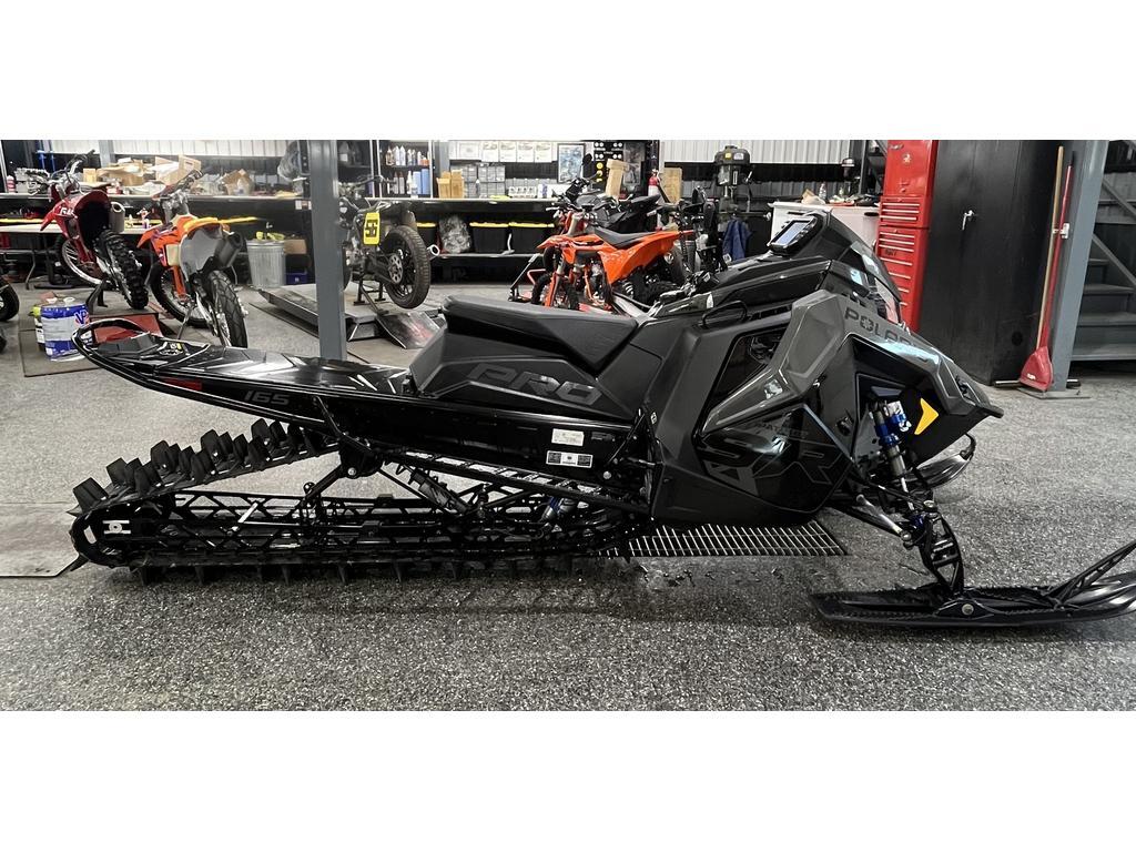 Motoneige Polaris  2024 à vendre
