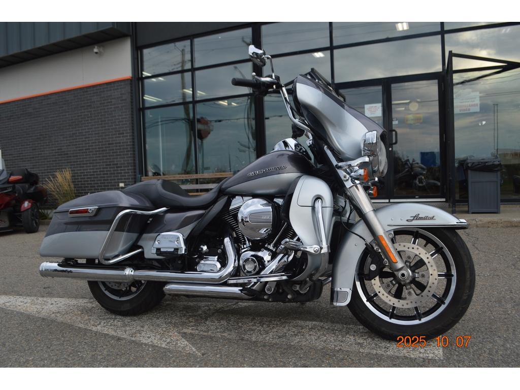Moto tourisme Harley-Davidson 2014 à vendre