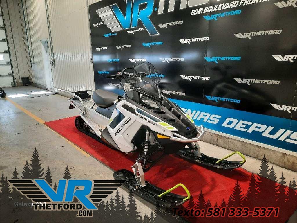 Snowmobile Polaris  2025 à vendre