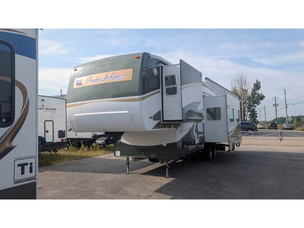 Caravane à sellette Prairie Schooner 2002 à vendre