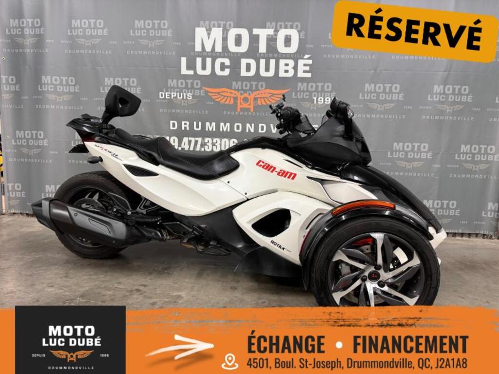 Moto routière/cruiser Can-Am  2014 à vendre