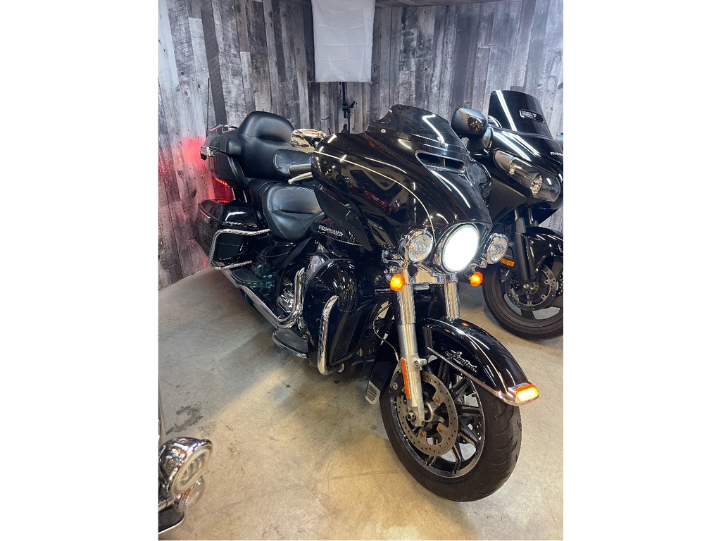 Moto routière/cruiser Harley-Davidson 2016 à vendre