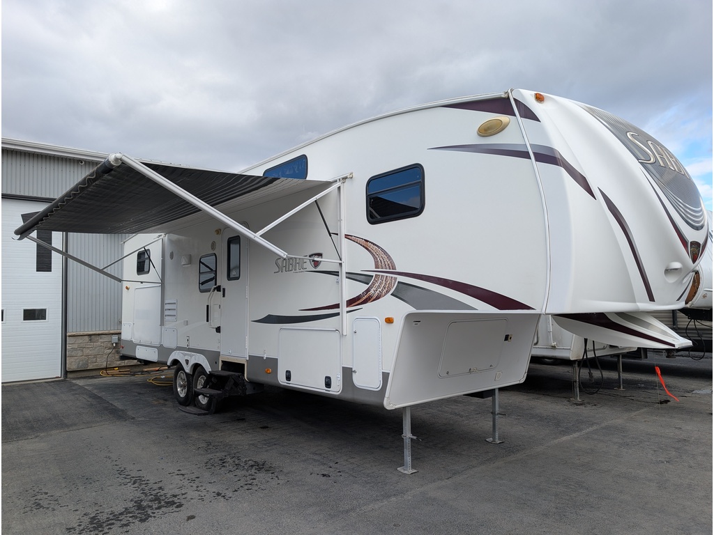 Caravane à sellette Sabre  2011 à vendre