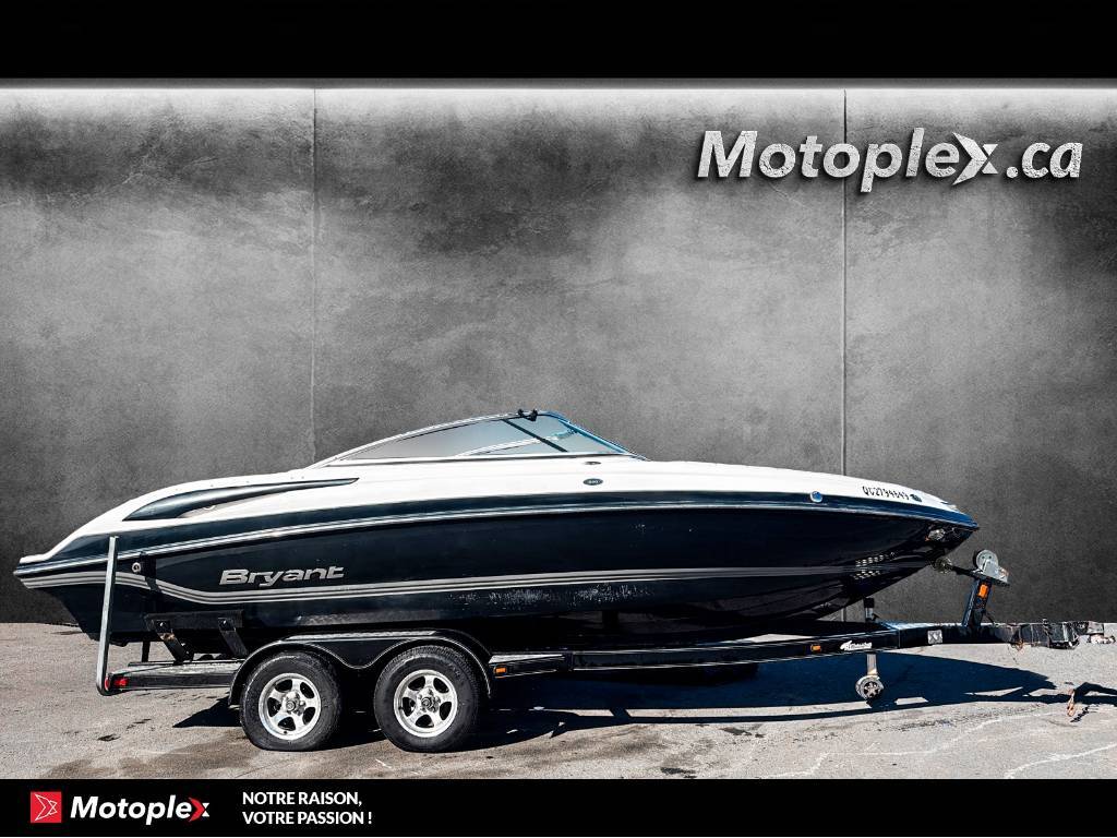 Bateau sport Bryant Boats Inc  2010 à vendre