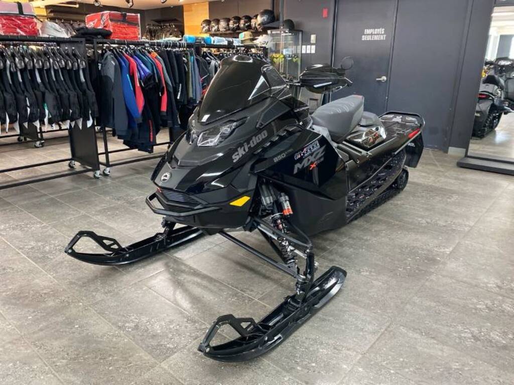 Motoneige Ski-Doo  2024 à vendre