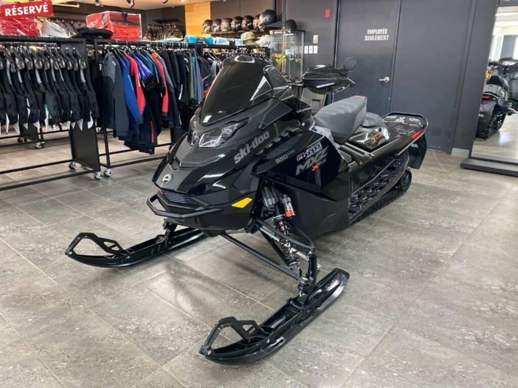 Motoneige Ski-Doo  2024 à vendre