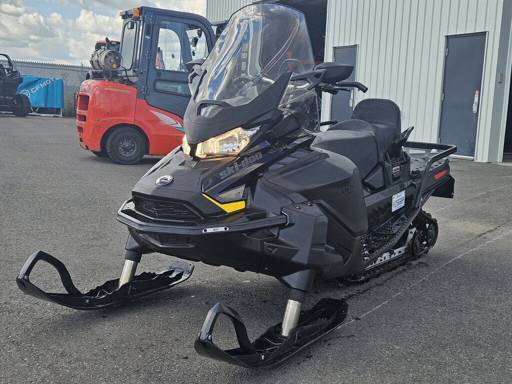 Motoneige Ski-Doo 2022 à vendre