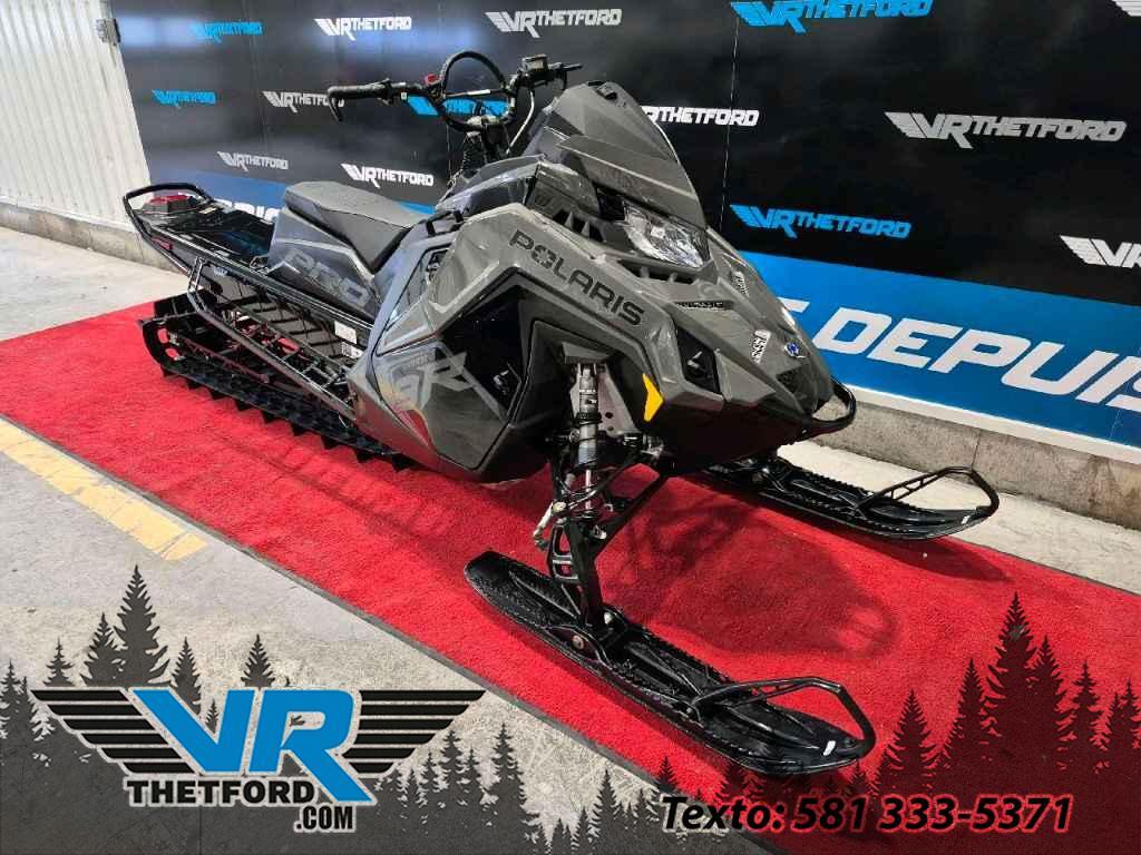 Motoneige Polaris  2025 à vendre