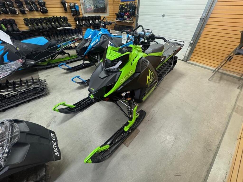 Motoneige Arctic Cat  2025 à vendre
