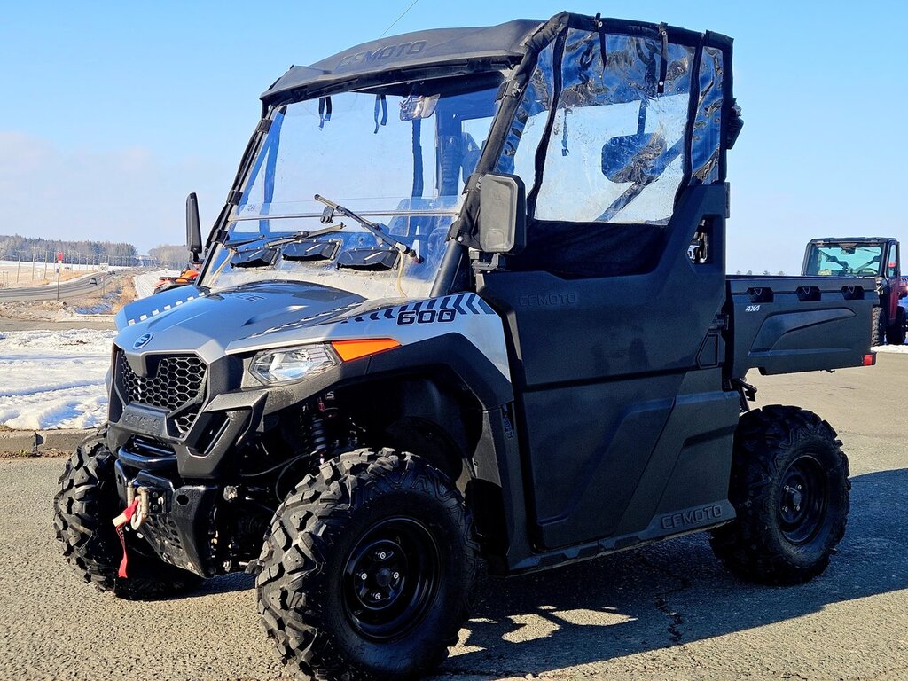 VTT Côte-à-côte CFMOTO UFORCE 600 2022 à vendre