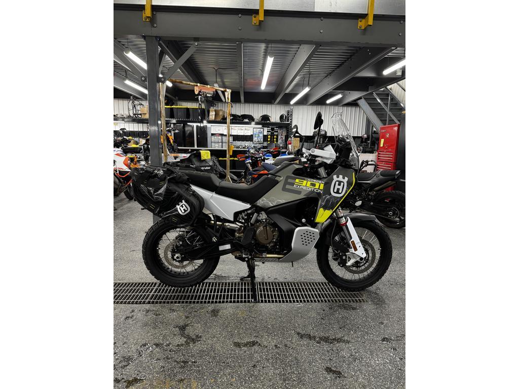 Moto double usage Husqvarna  2025 à vendre
