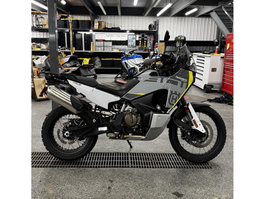 Moto double usage Husqvarna  2025 à vendre
