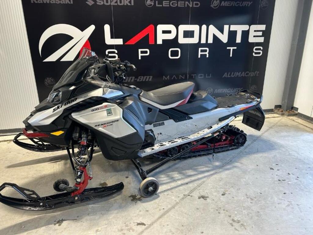 Motoneige Ski-Doo  2024 à vendre