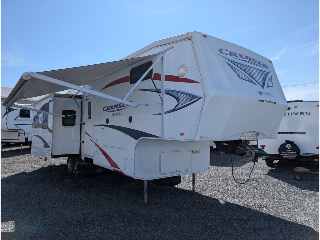 Caravane à sellette Cruiser  2011 à vendre