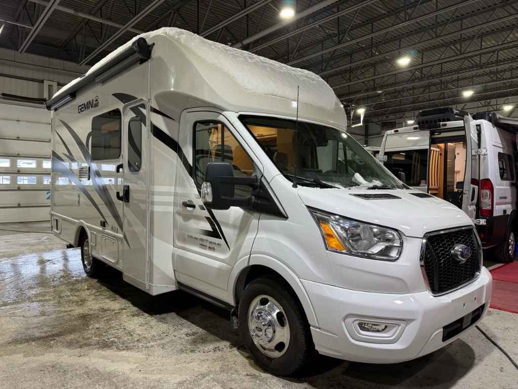 VR Classe B Thor Motor Coach  2023 à vendre