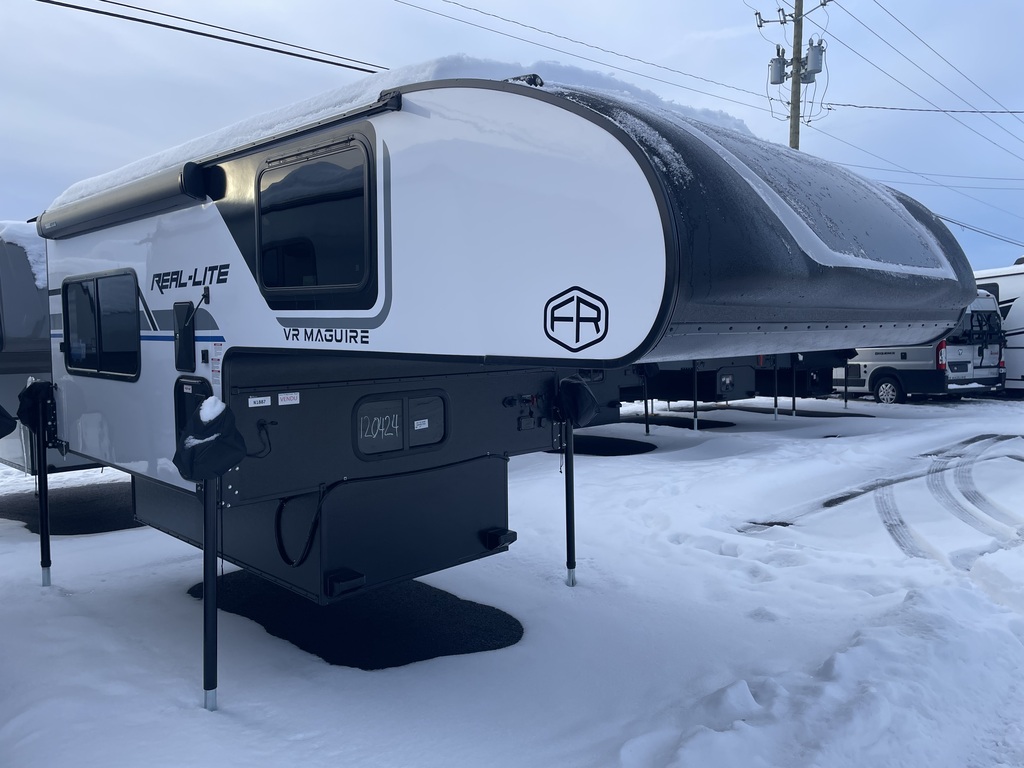 Truck Camper Real-Lite  2026 à vendre