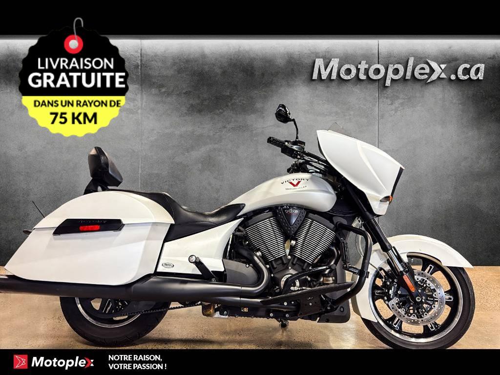 Road Bike and cruiser motorcyle Victory Motorcycles  2016 à vendre