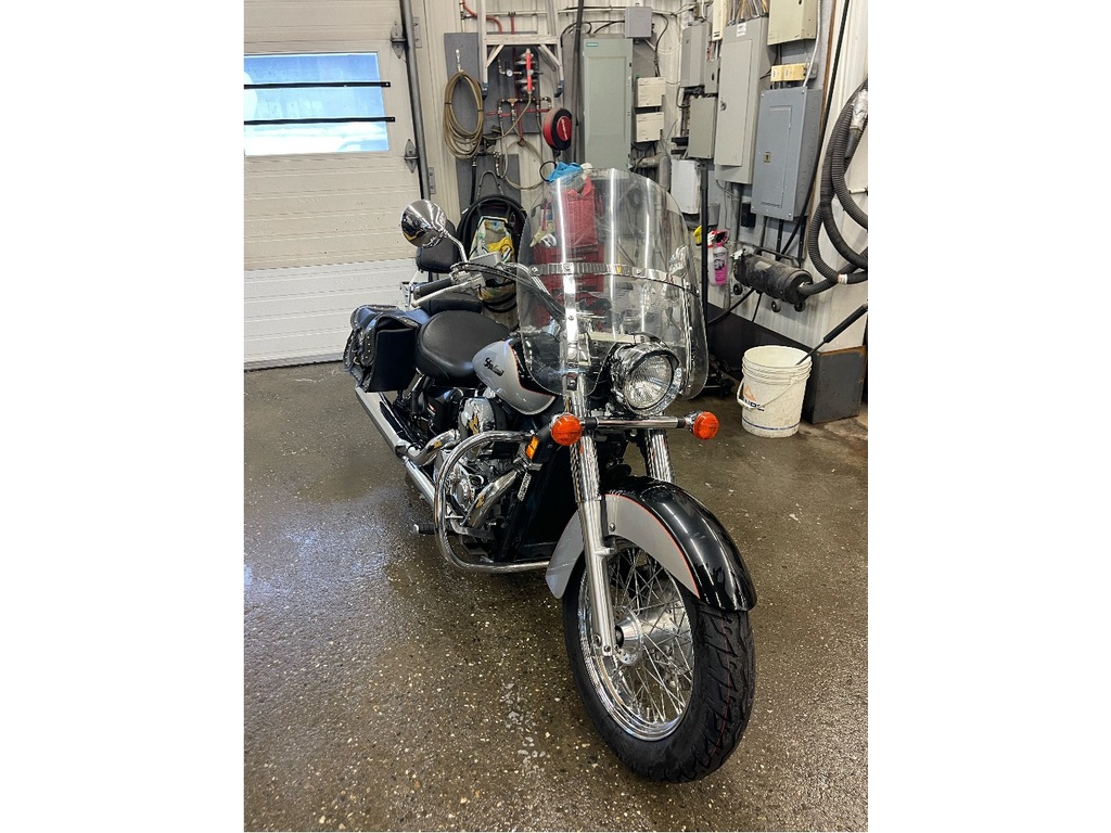 Moto routière/cruiser Honda  2004 à vendre