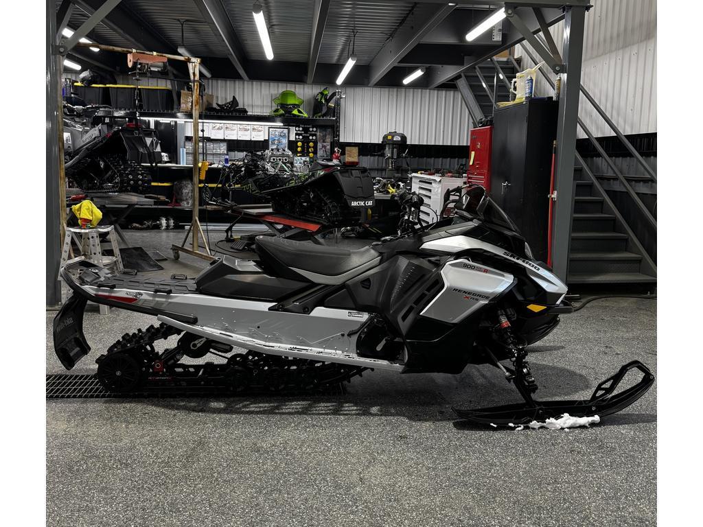 Motoneige Bombardier  2024 à vendre