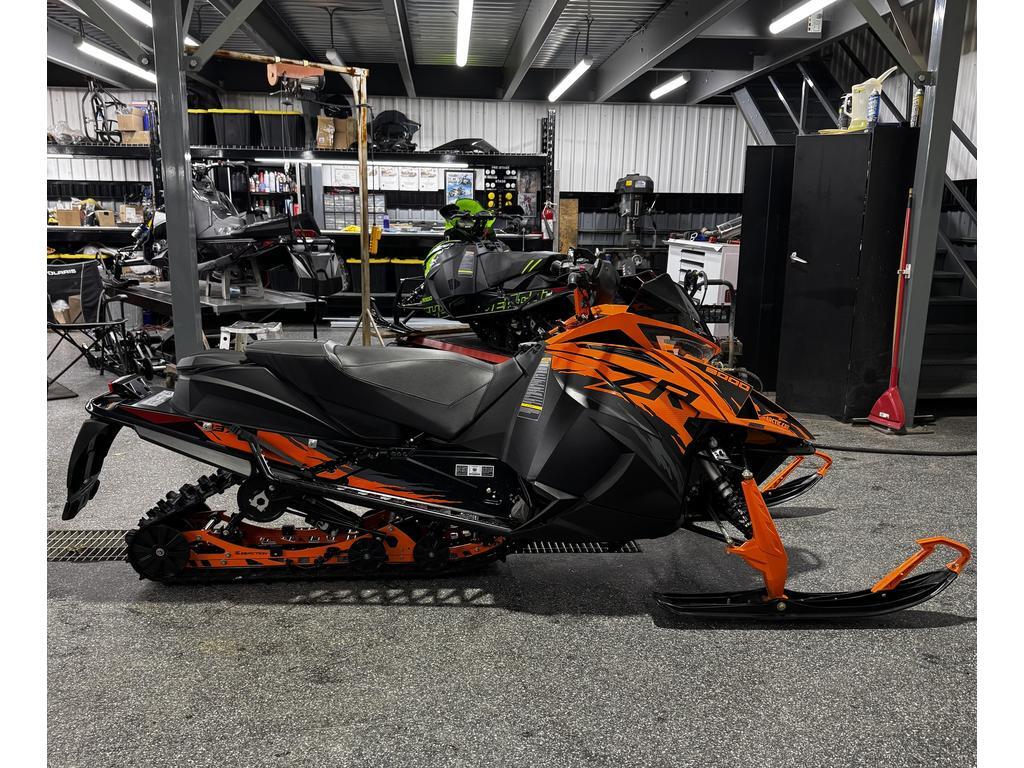 Motoneige Arctic Cat  2023 à vendre