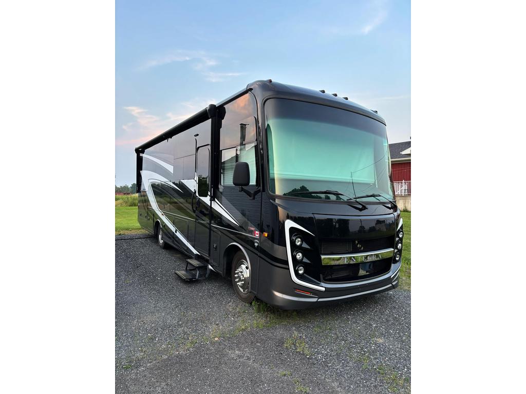 VR Classe A Entegra Coach  2024 à vendre