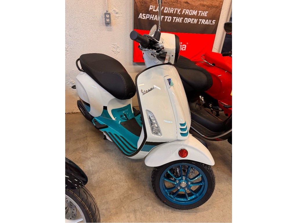 Scooter Vespa  2024 à vendre