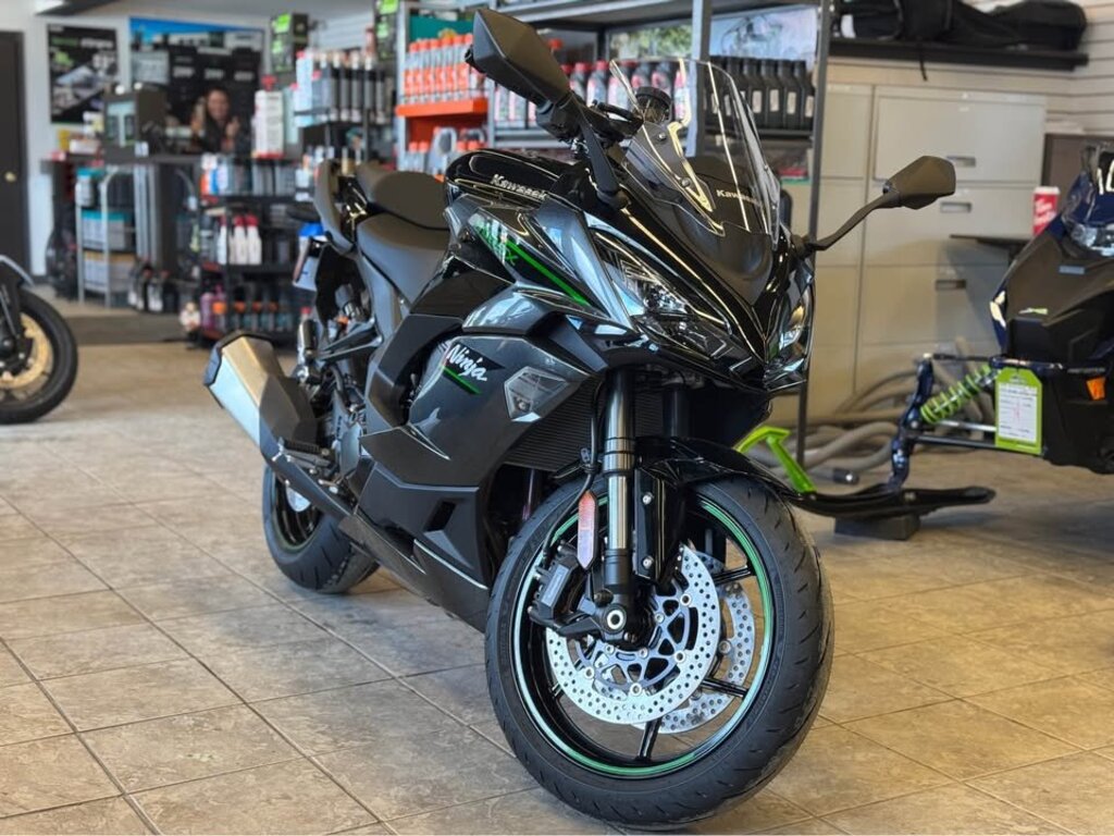 Moto routière/cruiser Kawasaki  2025 à vendre