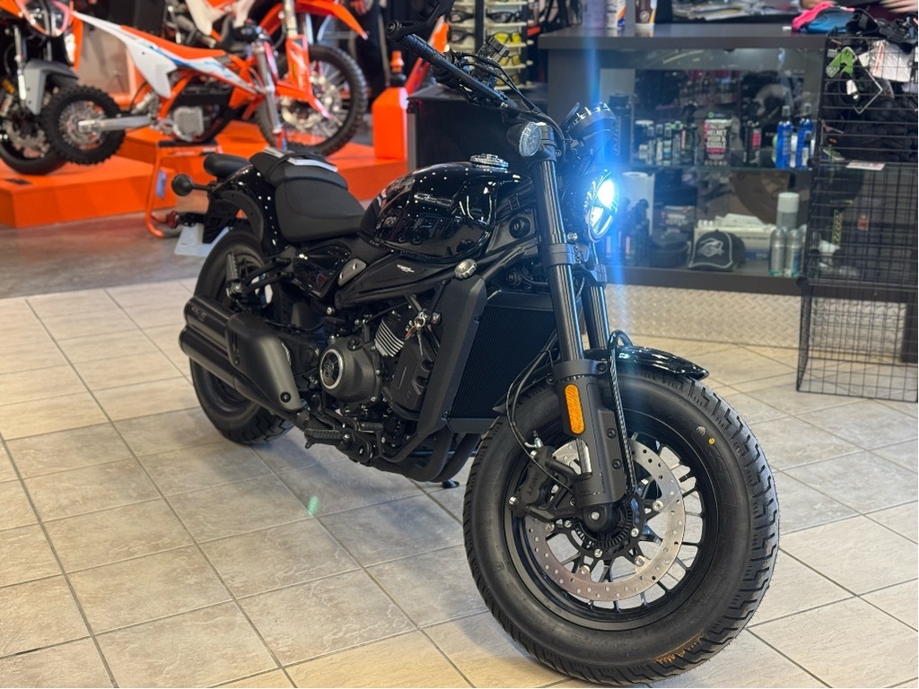 Moto routière/cruiser CFMOTO  2025 à vendre